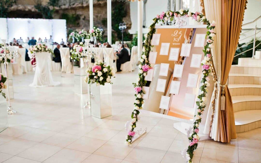 How to Create a Stunning Wedding Seating Chart