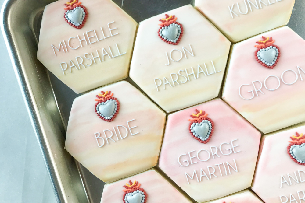Sweet-Pea-Bakery-Placecard-Cookies-Photo