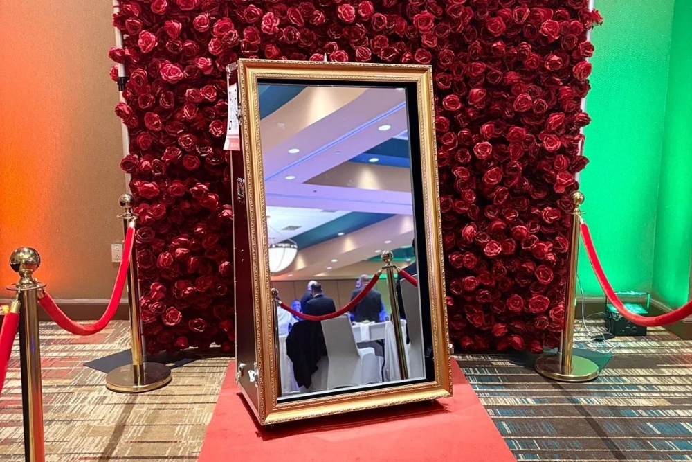 Elite Photo Booth